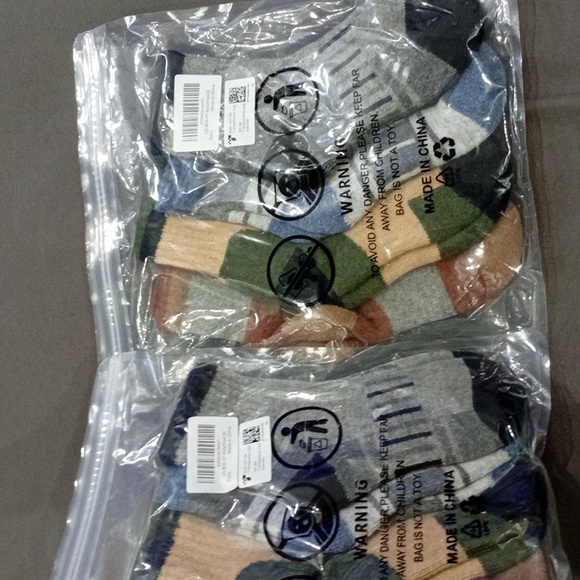 2 Packs of Socks (8 Pairs Total) – Great Value - Picture 4 of 6